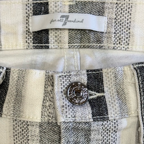 7 For All Mankind Stripes Skinny Jeans. Gray & white stripes. Size 25 - Picture 3 of 5
